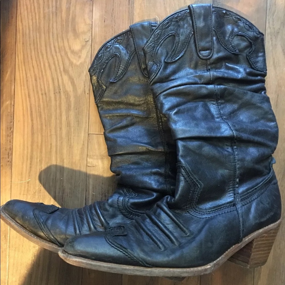 NAONA leather boots size 8 1/2